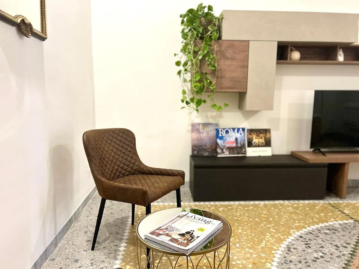 Elegant Apartment With Balcony Near The Center Rome 0*,
