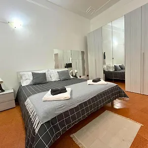 Appartamento Privato A San Giovanni, Roma